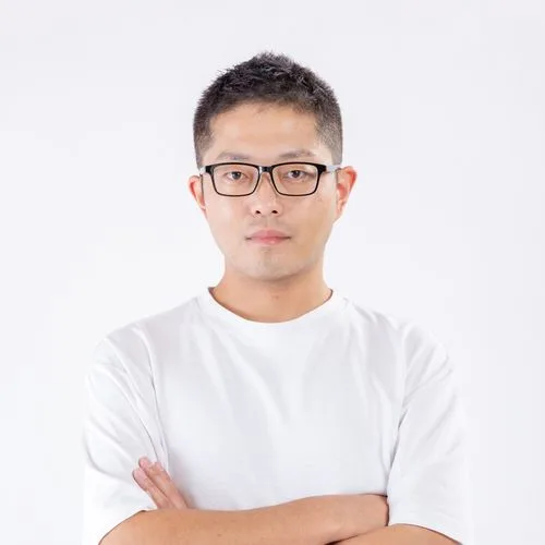 株式会社etika代表取締役の宮村佳祐